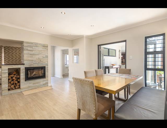 3 BEDROOM FREESTANDING RENTED IN VAN RIEBEECKSTRAND
